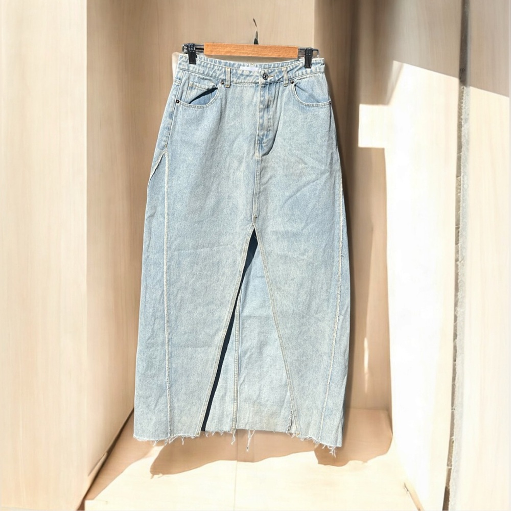 Goodnight Macaroon Claire' High Waist Frayed Denim Midi Skirt